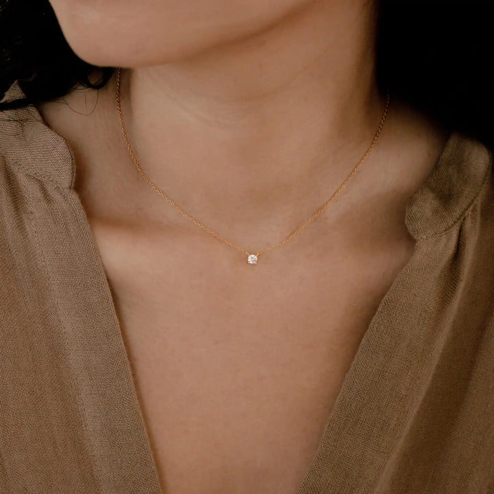 Single-diamond double-layer clavicle chain
